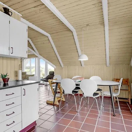 3 Bedroom Cozy In * ブラーバンド